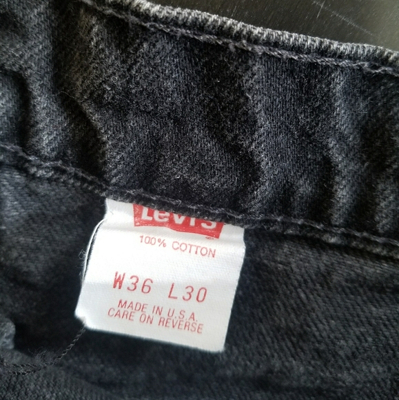 Original Vintage Levi Black Denim Cut-Offs - Picture 4 of 5